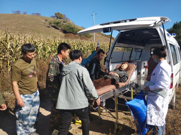 蜜蜂蜇伤最佳急救方法,宝宝被蜜蜂蜇伤怎么办