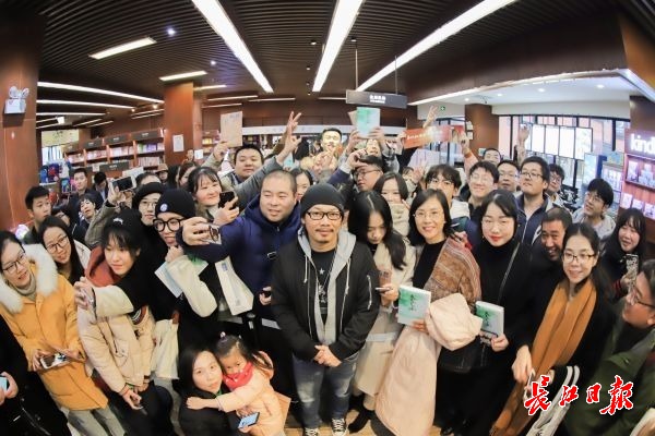 青花瓷周杰伦原唱东风破,青花瓷东风破周杰伦