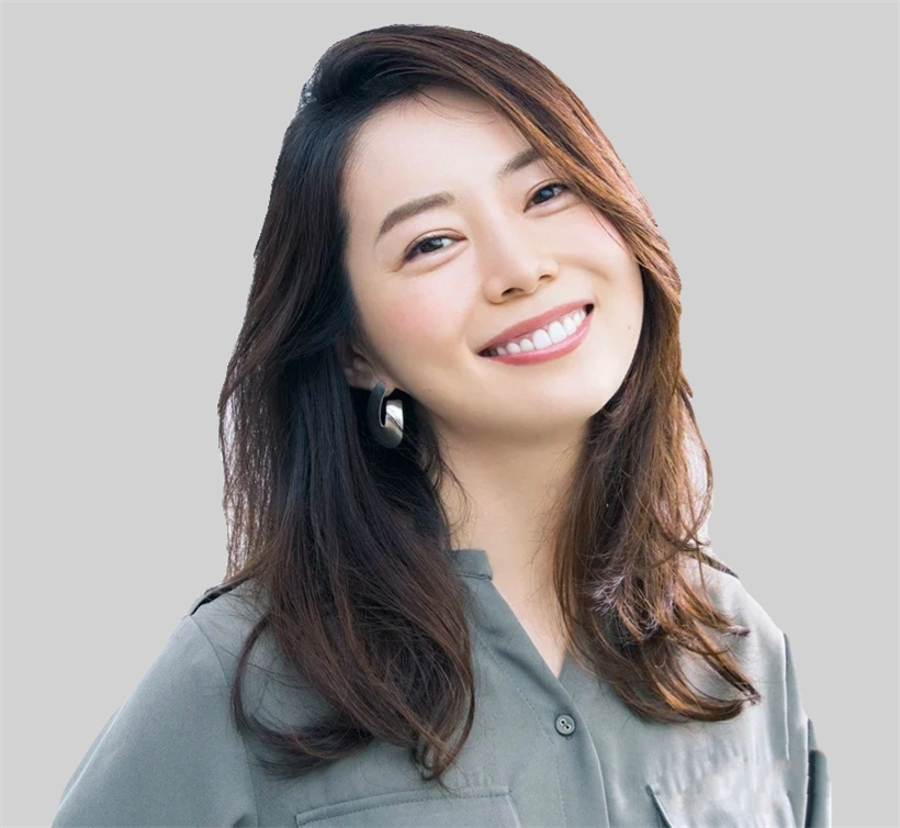 40岁女人烫发显年轻,40岁适合的减龄烫发