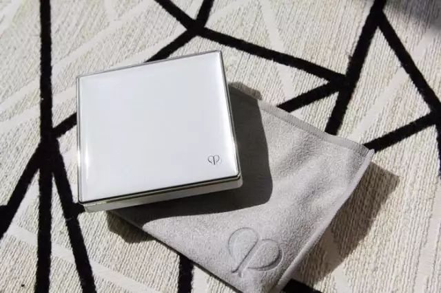 cpb肌肤之钥遮瑕棒,正确cpb隔离dw粉底液上妆方法