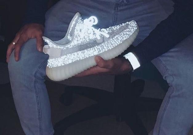 yeezy冰蓝满天星真假,yeezy芝麻满天星如何辨别真假