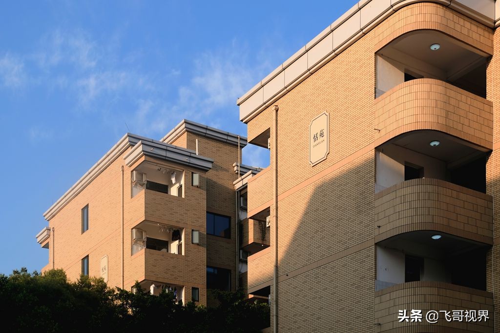 淡定从容面对疫情积极乐观的情绪,常态化疫情开学复课