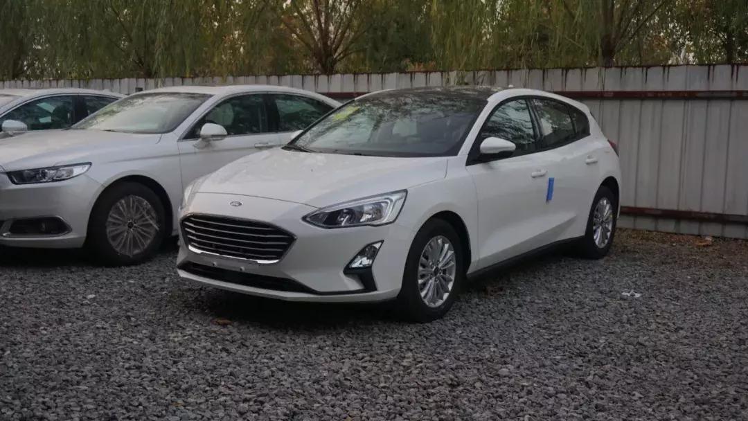 新福克斯低速加速抖动解决,全新福克斯加速视频