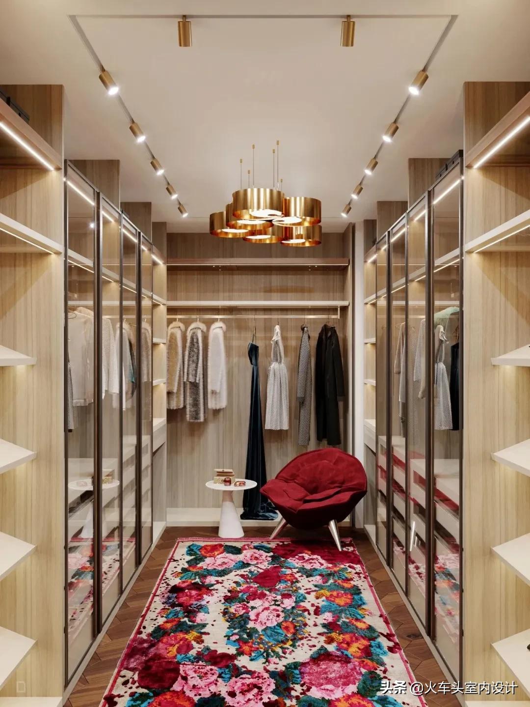 走入式衣帽间设计效果图轻奢风,轻奢简约大气衣帽间