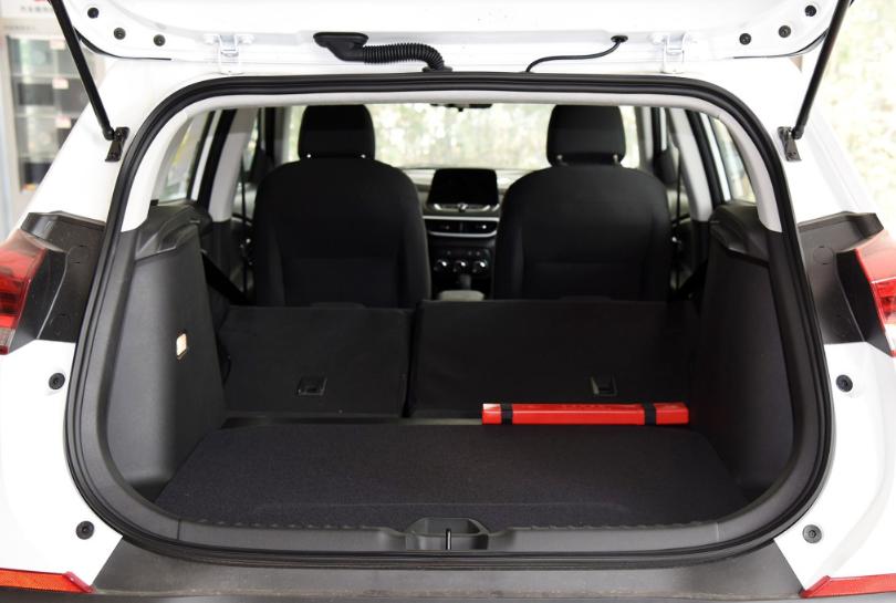 雪佛兰创酷和飞度,16年雪佛兰创酷功能详解