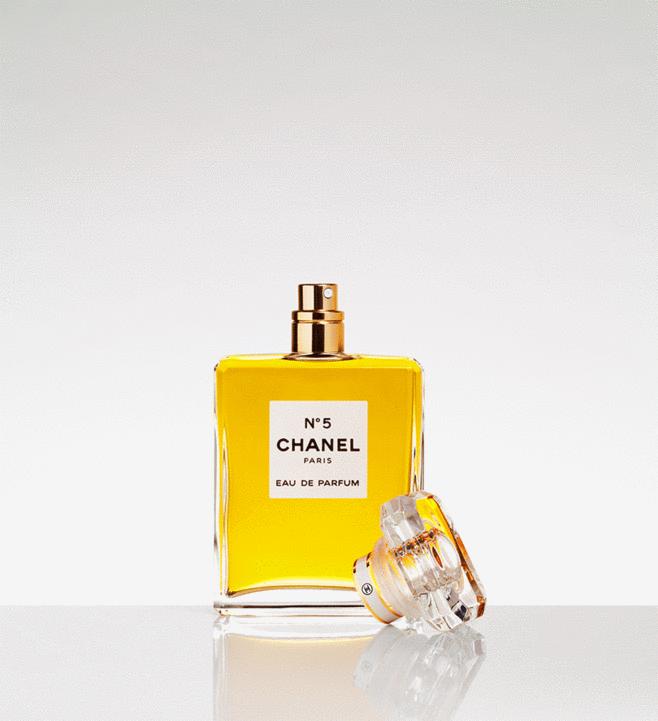 玛丽莲梦露香奈儿5号香水,玛丽莲梦露用的哪款香奈儿5号