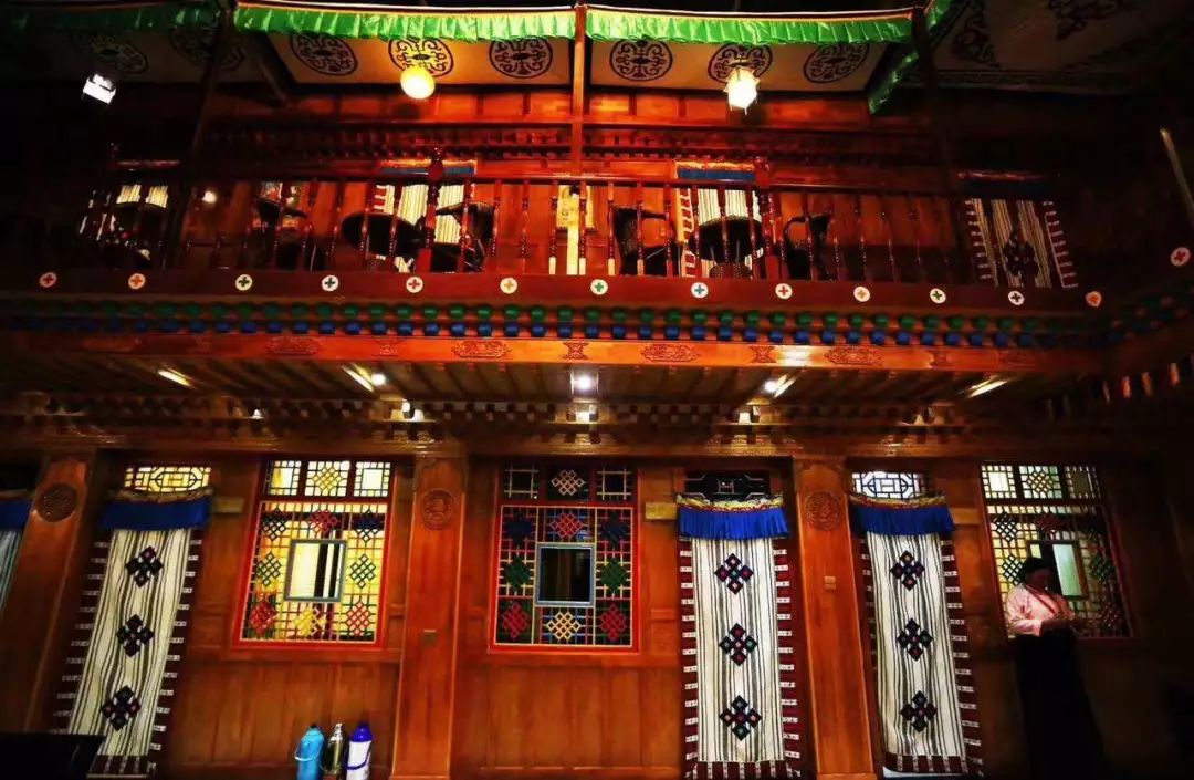 民宿365近期10家大热的极简民宿,西北风格民宿