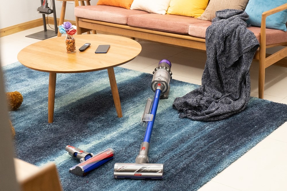 戴森v11吸尘器能吸多大颗粒,原装戴森v11吸尘器吸头介绍