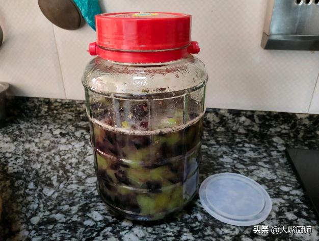 自酿葡萄酒的正确方法,自酿葡萄酒能保存多长时间不坏