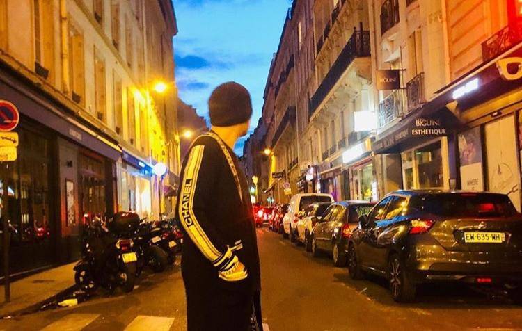 周杰伦打球被吐槽,周杰伦踢足球是什么梗