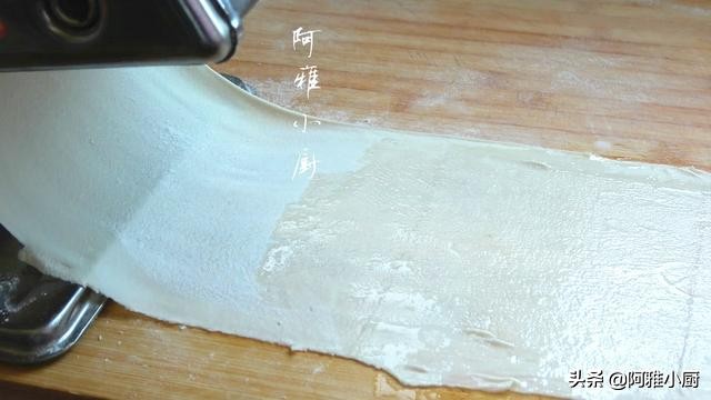 用高筋面粉做的简单小吃面食,面粉这样做比面包都好吃