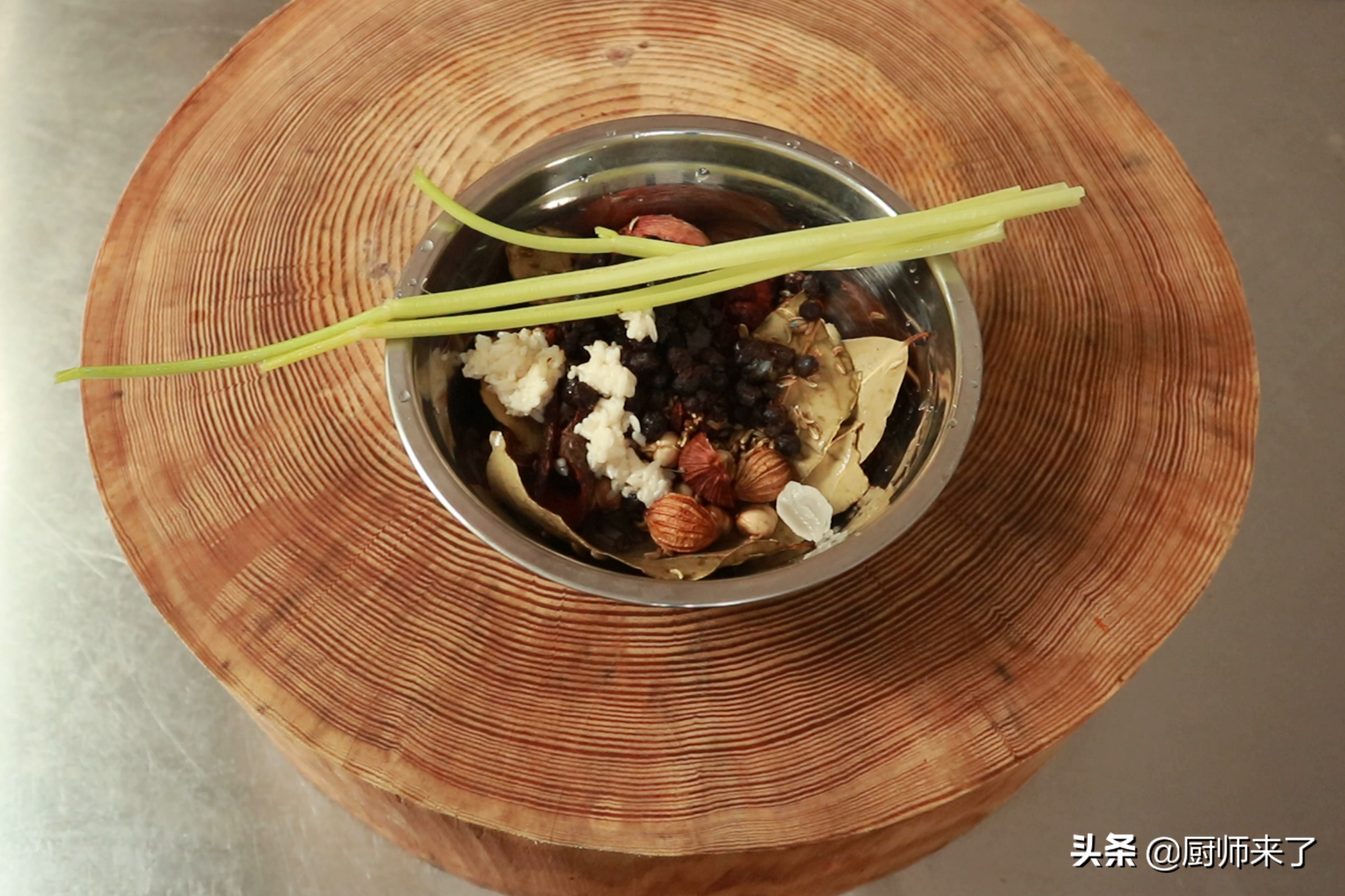 火锅底料冷串串做法和配方,火锅店麻辣火锅底料制作