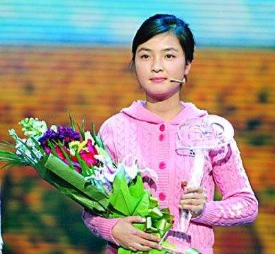 9年前，那个被称为“最美女孩”的90后姑娘，如今现状如何？