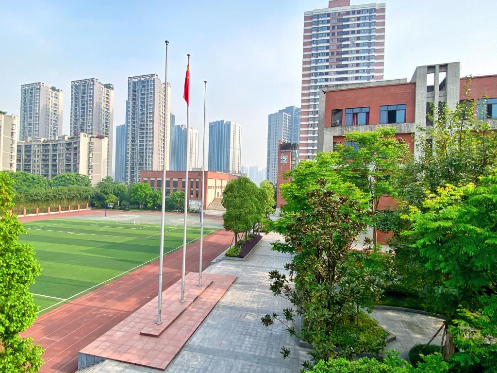 重庆哪所学校环境最好,重庆环境最差的学校