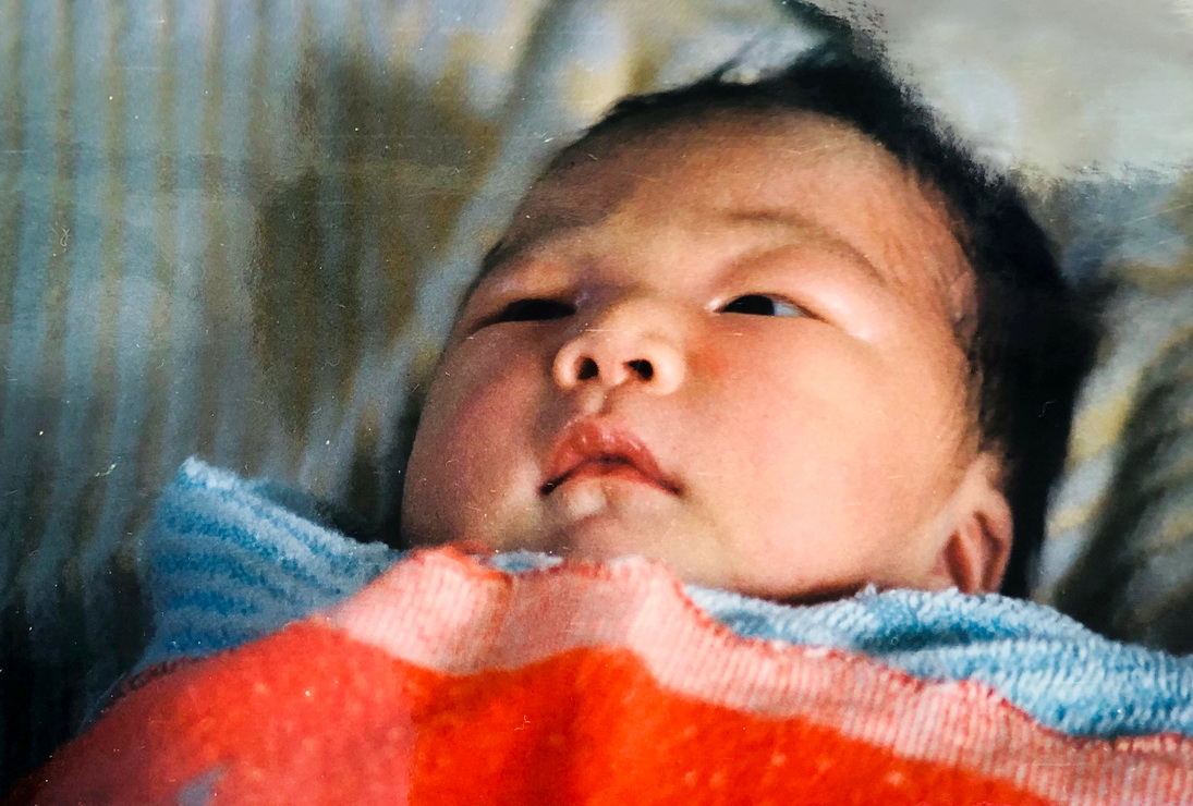 出生日记：那个叫李伊然的孩子，父亲还你生命中最重要的八天