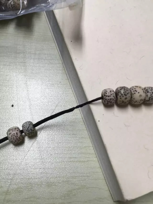 手串换绳如何打结,手串换绳技法