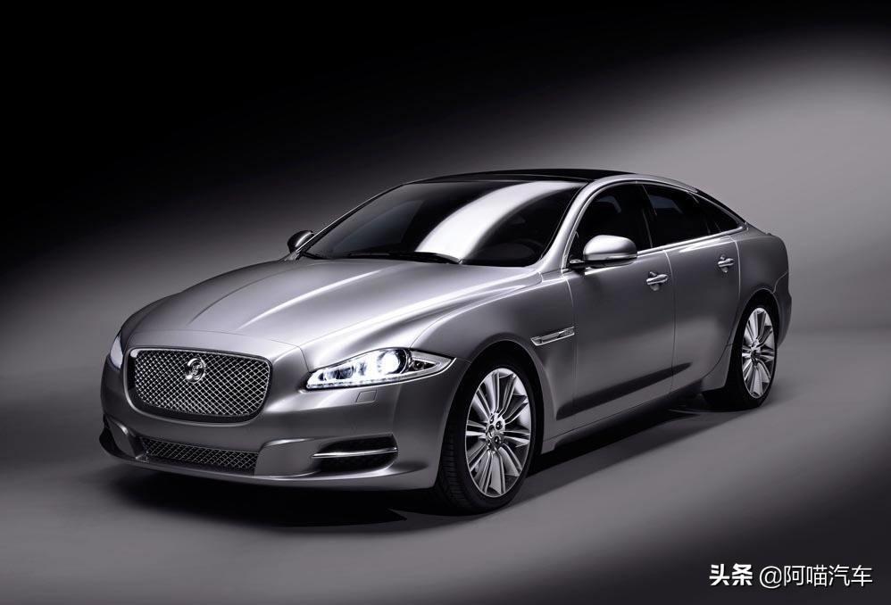 汽车保养机油少怎么回事,汽车机油保养的正确方法和技巧