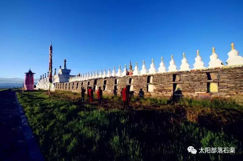 当石渠成为了一本书，你会从哪一页读起？