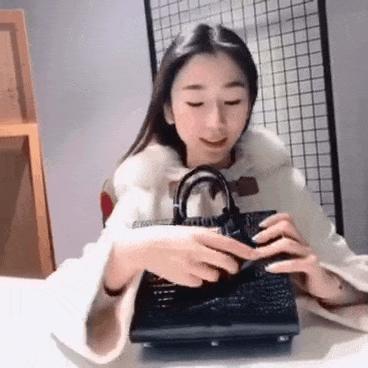 职场女性也能玩转时尚简约大气,职场女性实用穿搭