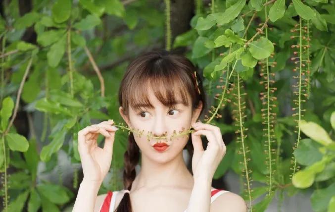 秀恩爱让人烦的明星夫妻,娱乐圈夫妻秀恩爱是常态