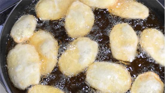 怎样做土豆片又酥又脆又好吃,土豆片怎么做才好吃又简单