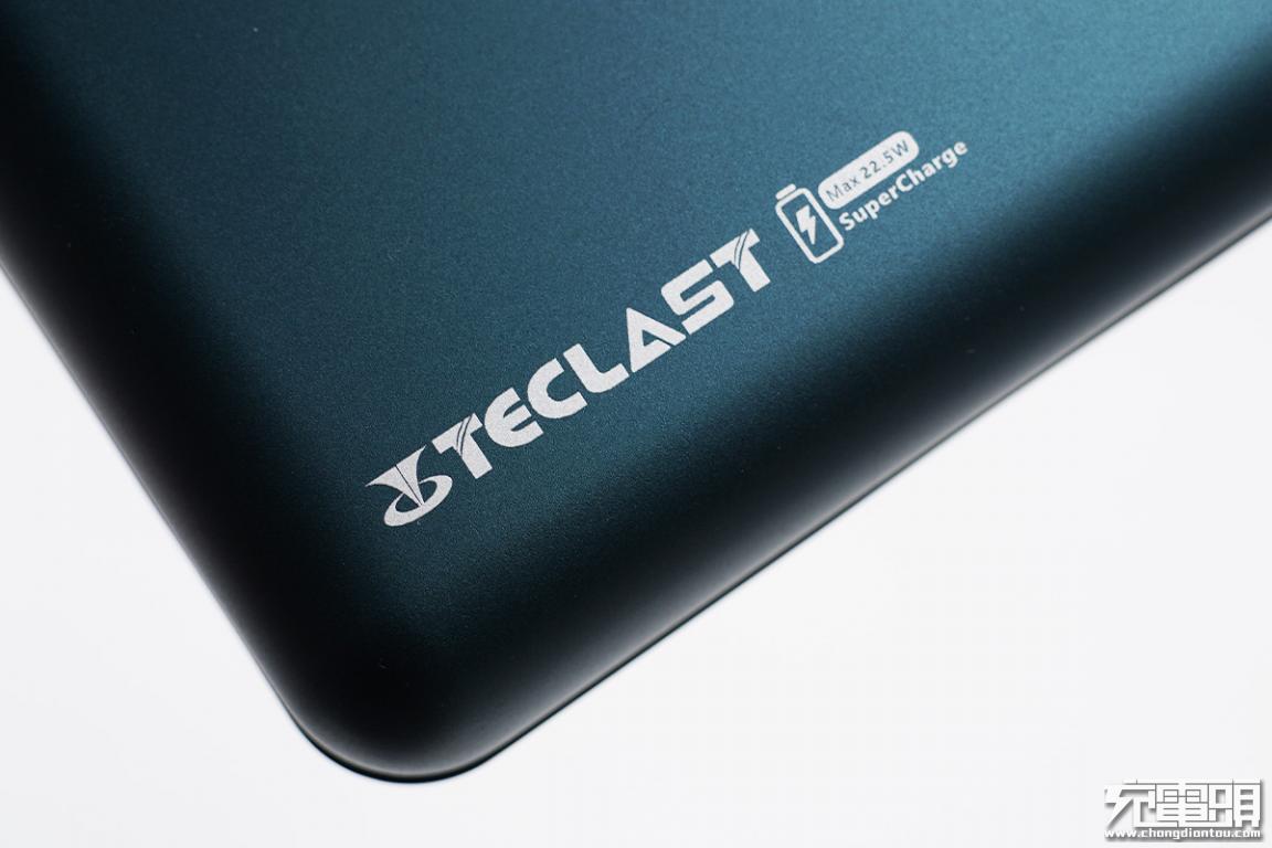 台电充电宝20000毫安快充,台电20000毫安22.5瓦充电宝评测