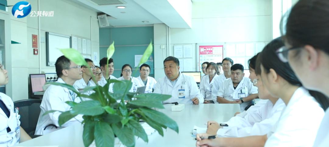 青春期孩子矮小怎么长高,青春期孩子矮小吃什么药