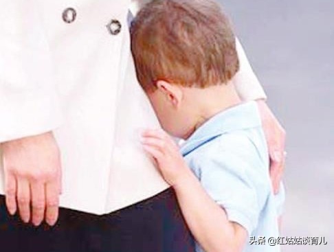 胆小内向的孩子怎么教育,胆小内向的孩子怎么办