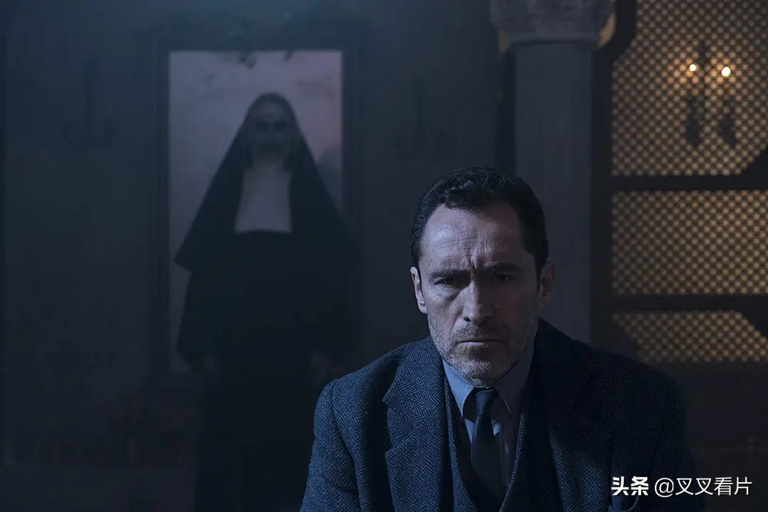 《鬼片逃生大全》:4招教你搞定《咒怨》《山村老尸》里的恶鬼