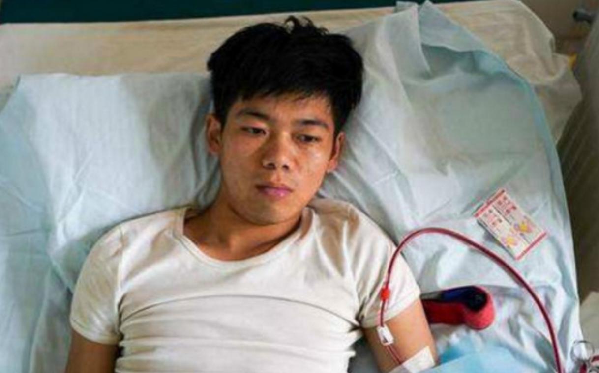 10年前，那个卖肾买手机的少年，获赔147万后过得怎样？