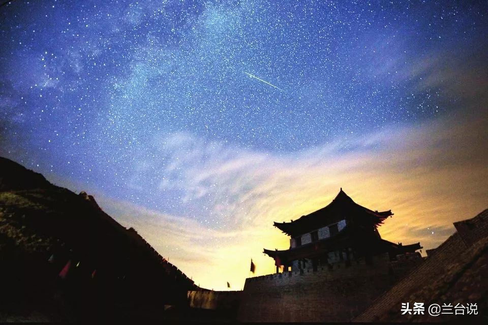 李贺被称为诗仙还是诗鬼,唐朝的李贺为什么被称为诗鬼