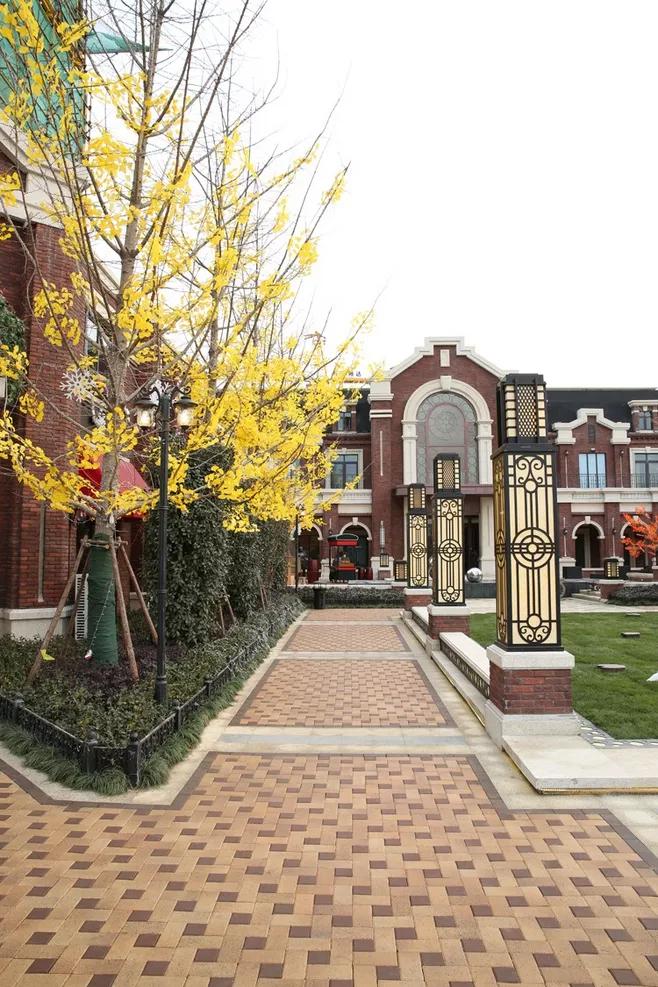 烧结砖与透水砖哪个好,烧结砖与水泥砖