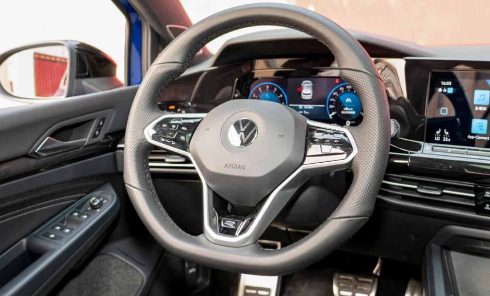 最新款高尔夫第八代,第八代高尔夫1.4t280tsipro