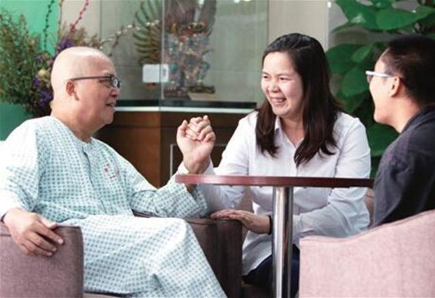 彭细妹为求子尝试偏方：肚子一天天变大，12个月了还没生产