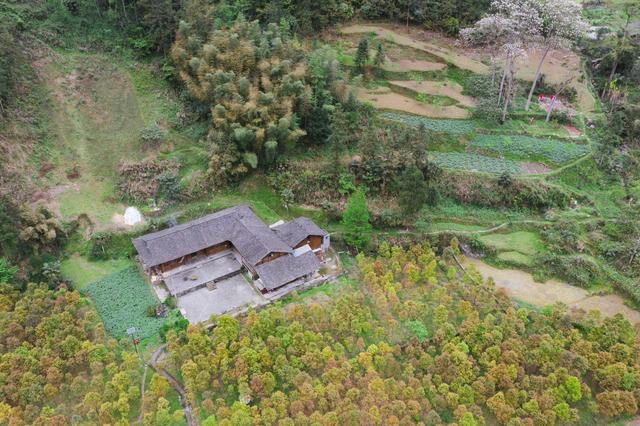 小南海地震遗址天气,这个地方为啥叫葫芦岛