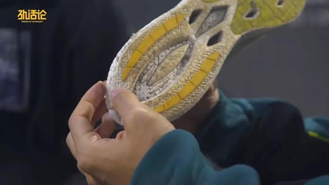 李宁跑鞋䨻科技会衰减么,李宁科技的回弹率