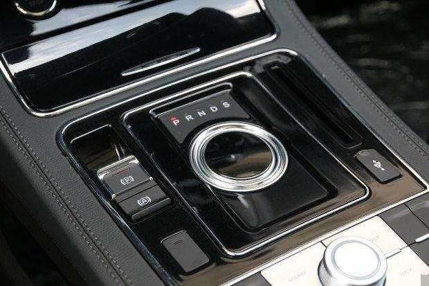 汽车报废哪些零件可以拆掉,汽车报废前别忘了留下几个零件