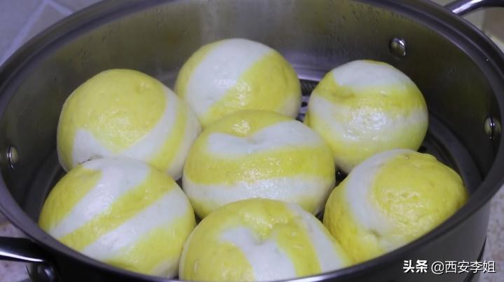 过年每家都做“豆沙包”，李姐教你包子全过程，还有自制豆沙做法