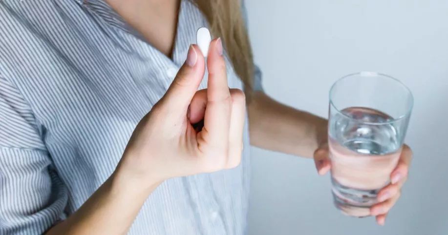 吃了10年抗精神病药,我真的不想吃药了,医生帮帮我吧!