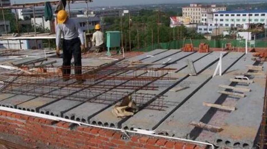 农村盖房子预制板好还是现浇好,农村建房现浇楼板有几种方法