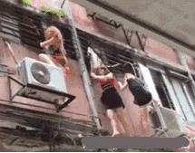 可爱小姐姐搞笑动图图片,搞笑动图小姐姐你引起了我的注意