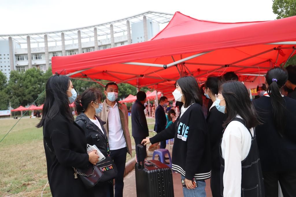 山东理工大学迎来首批返校生,学校最新上学通知