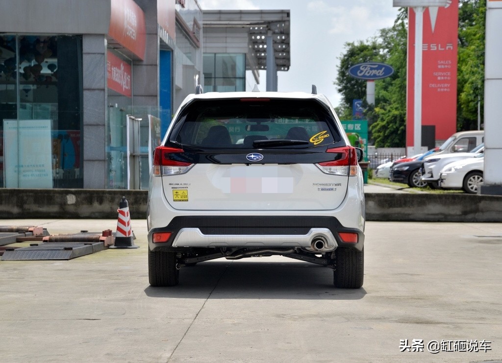 有多少人懂得欣赏它？全系标配真皮方向盘，原装进口还是四驱