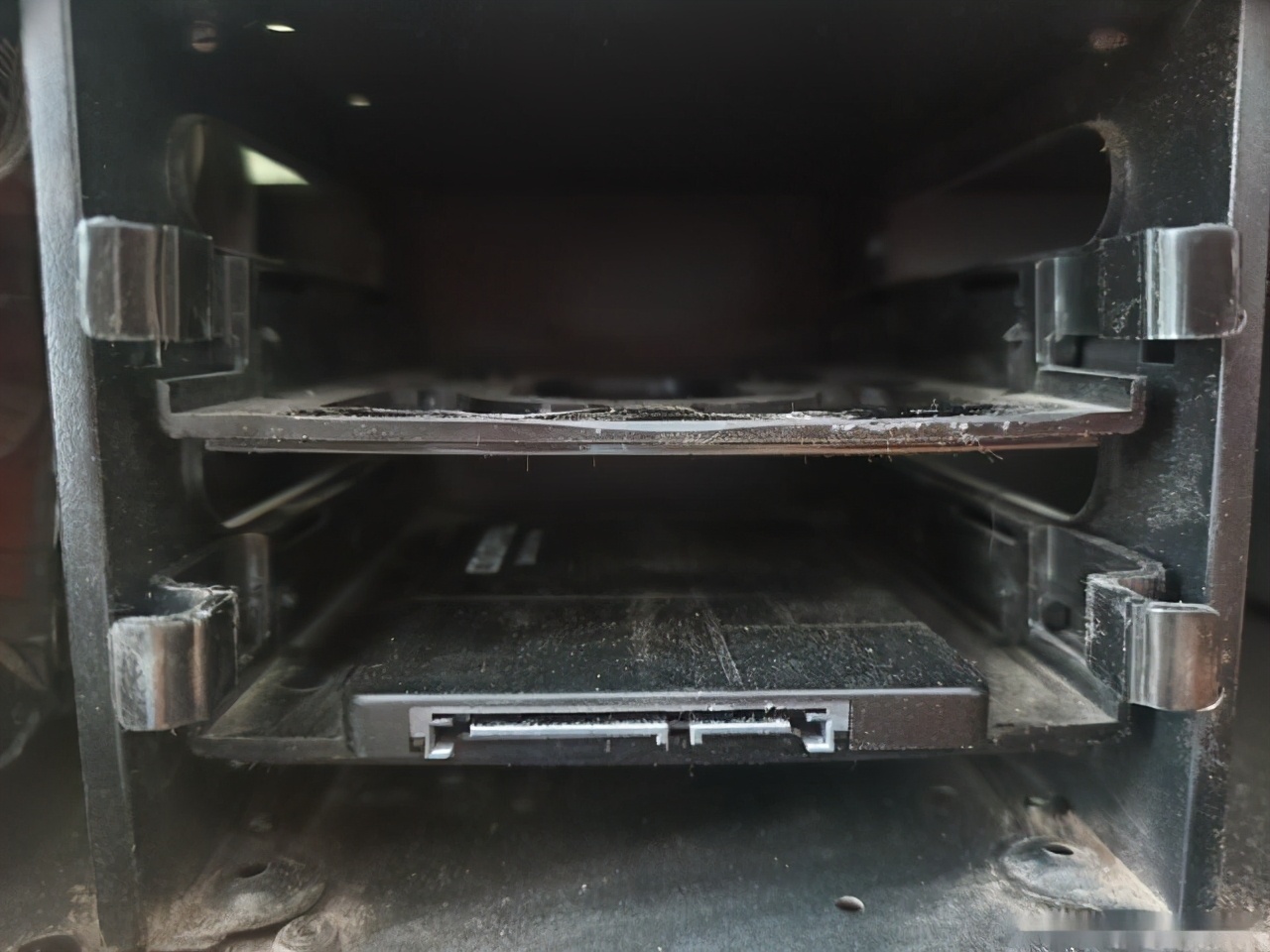 500g硬盘怎么安装台式电脑,双机械硬盘怎么安装