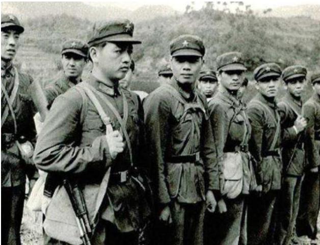 乡民要求处死“双枪老太婆”，毛主席亲自特批：一定要善待其家属