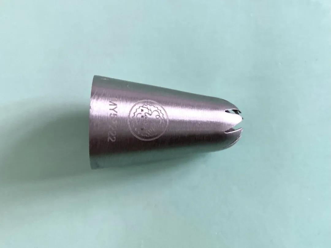 向日葵裱花手法教程简单易学,蛋糕裱花入门基础手法