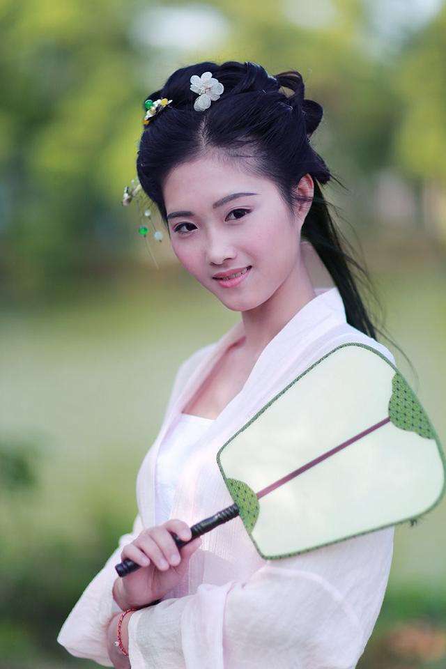 淡看名利笑纷争临江仙,临江笑吟临江仙