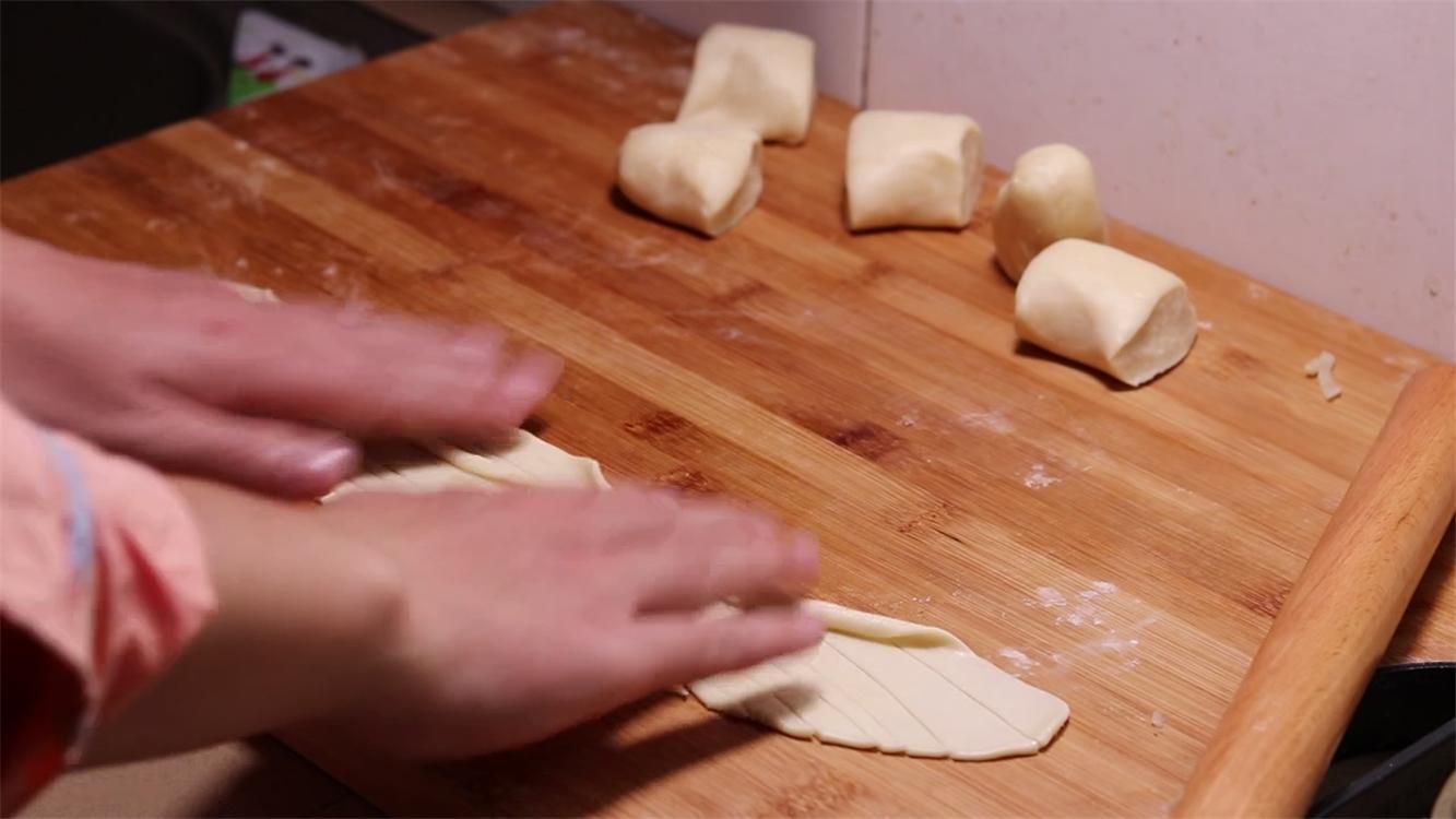 做手抓饼怎么样才能不油,网上买的速冻手抓饼怎么做不干硬
