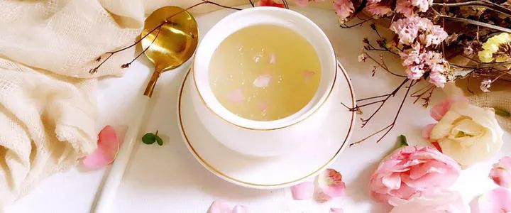 辛巴假燕窝现场,辛巴假燕窝是谁卖的