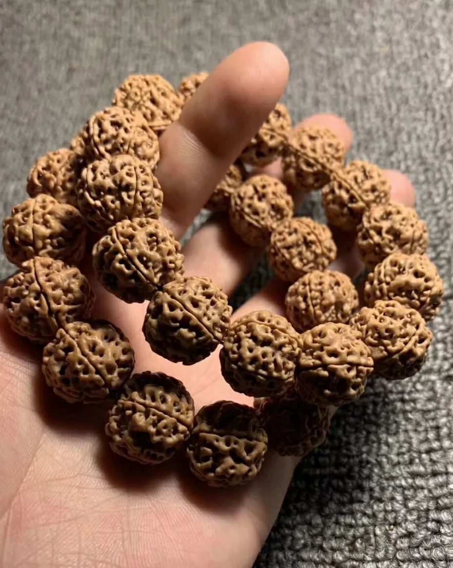 大金刚好还是小金刚好,大金刚和小金刚哪个可玩性高